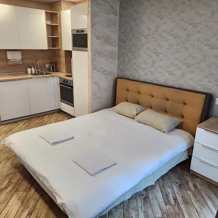 Colonel Diamond Szófia